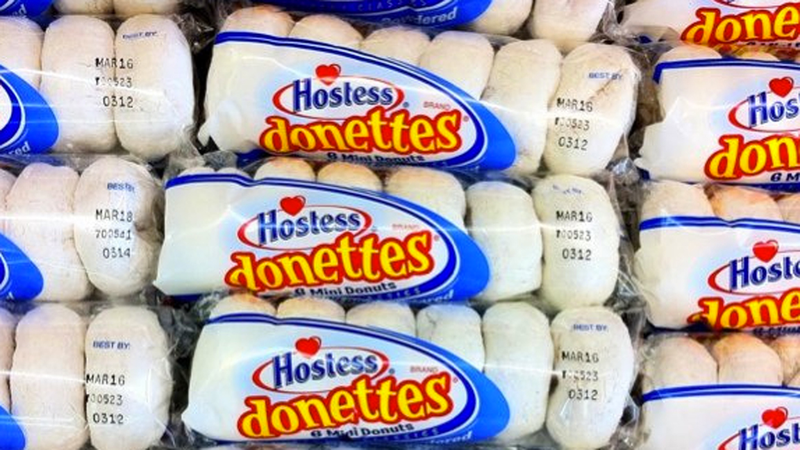Illustration for article titled The Hostess Snack Innovations We'd Miss the Most